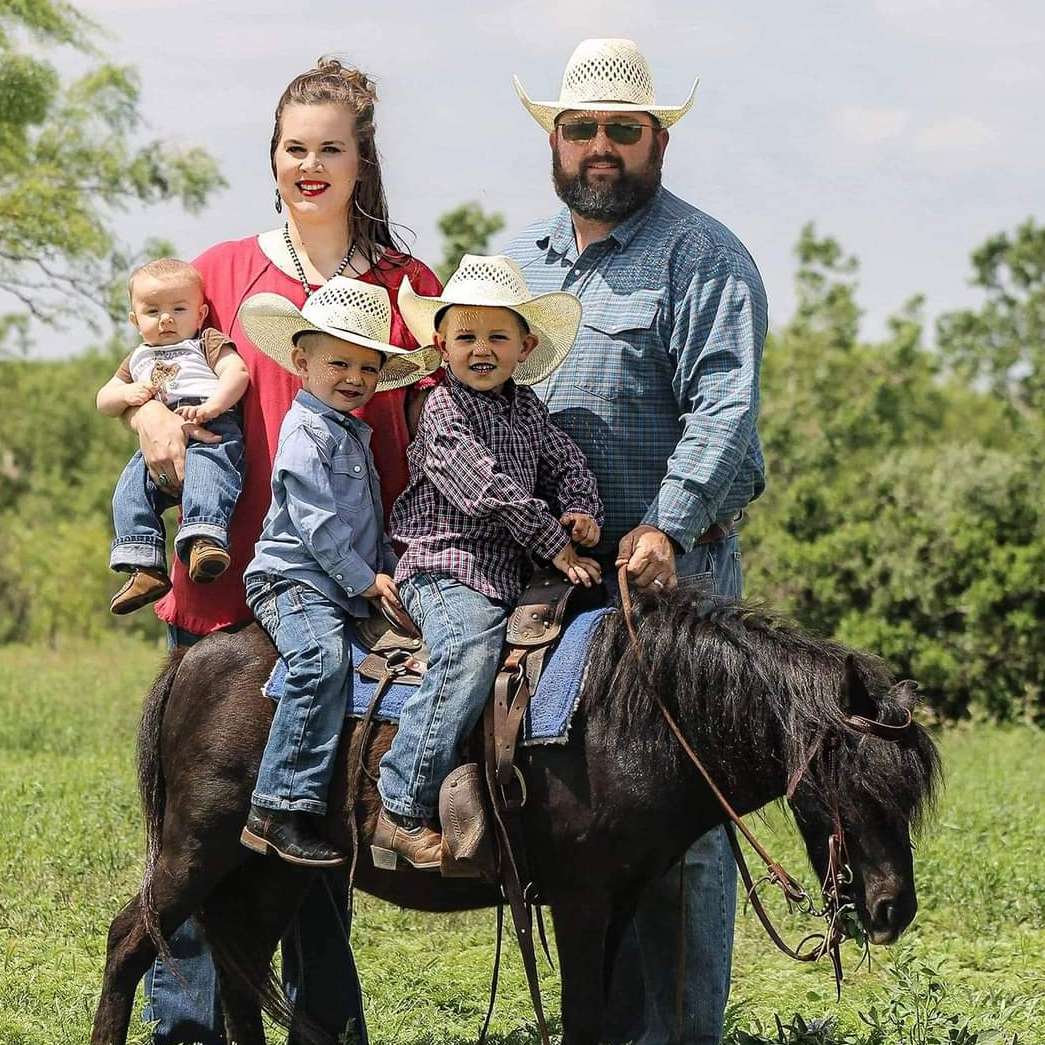 Circle Bar Ranch | Truscott, TX | Visit Our Family-Owned Ranch Today!